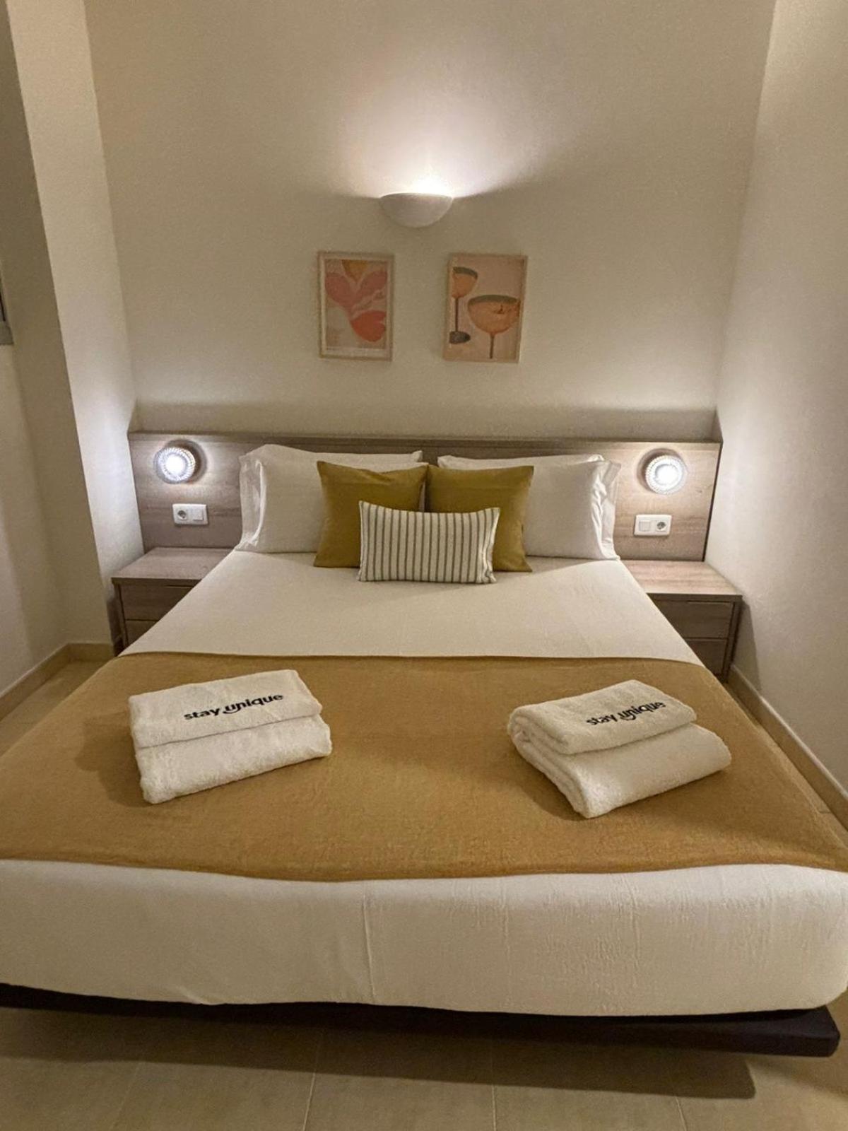 Stay U-Nique Apartments Pau Claris Barcellona Esterno foto